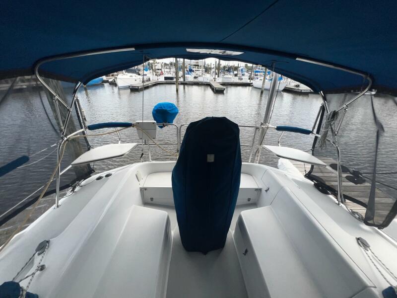 1996 Catalina 320
