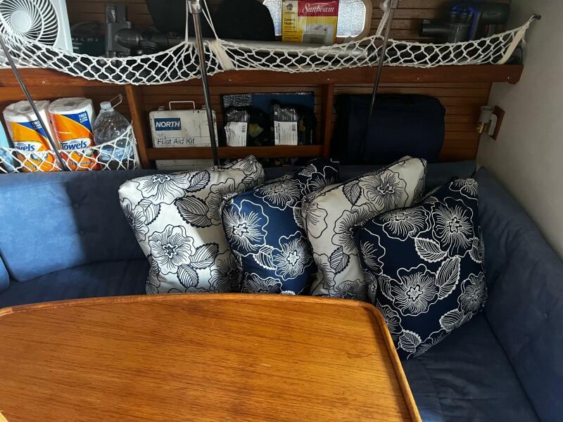 1996 Catalina 320