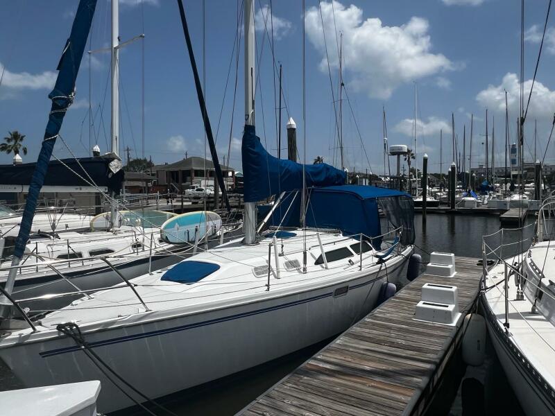 1996 Catalina 320