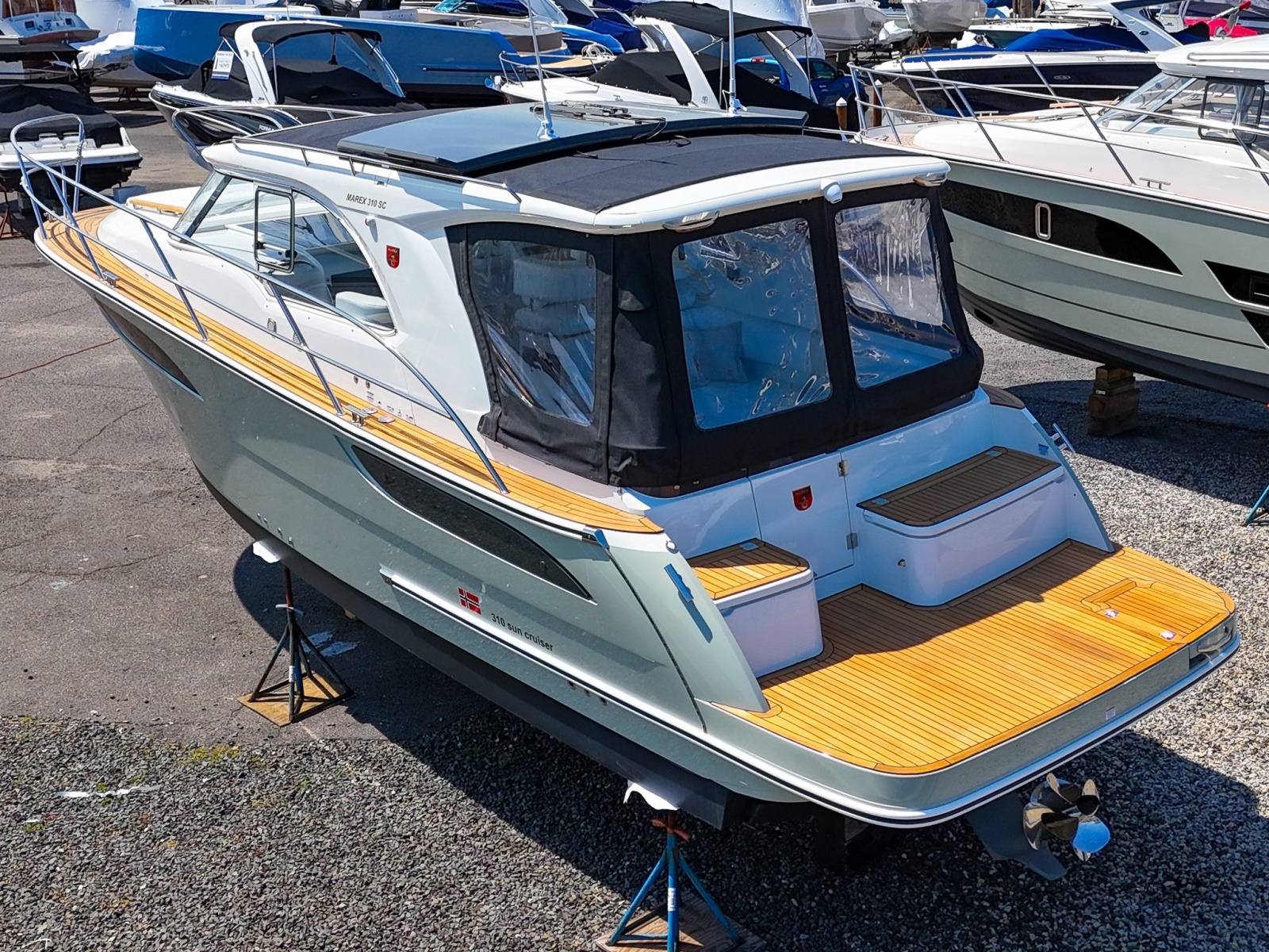31ft Marex Yacht For Sale