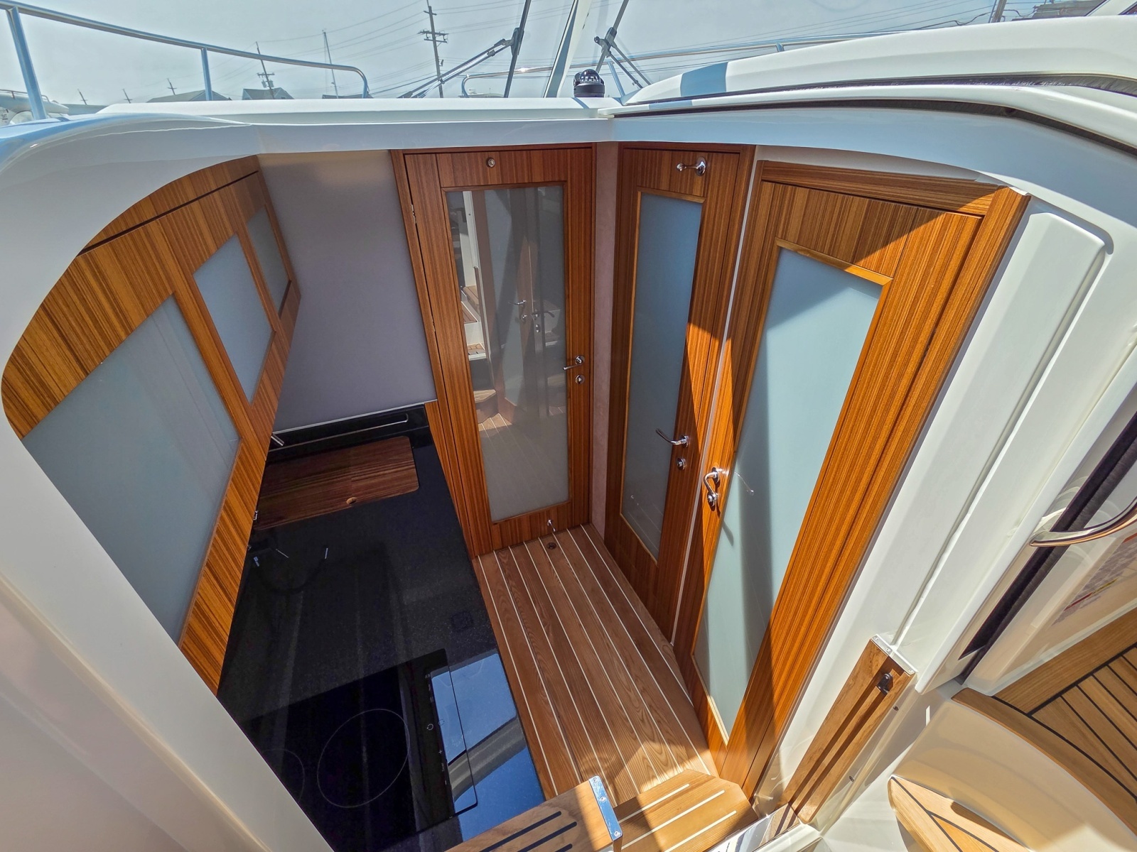 31ft Marex Yacht For Sale