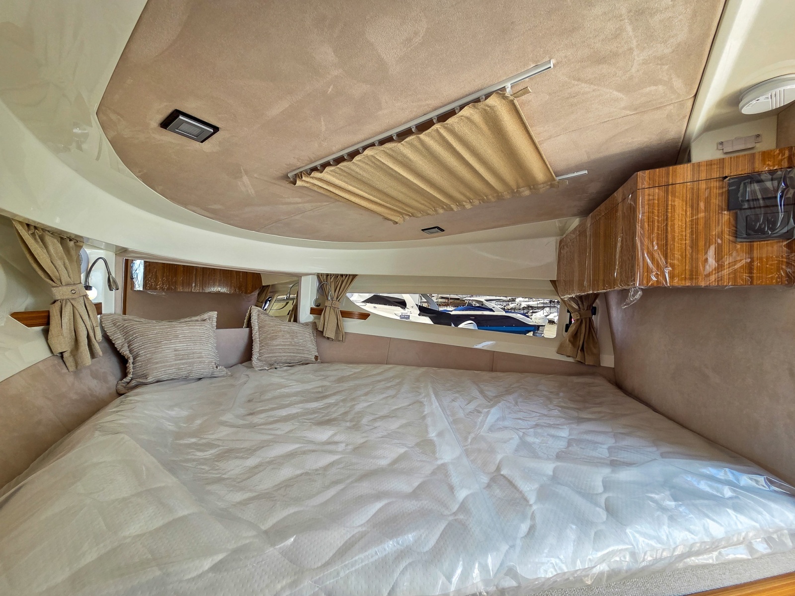 31ft Marex Yacht For Sale