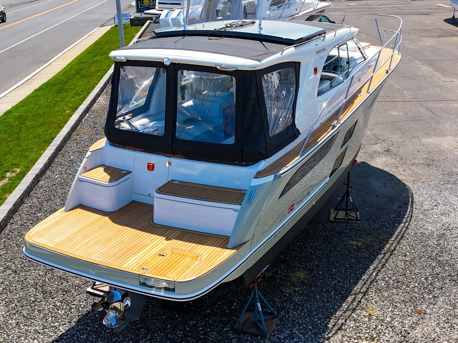 31ft Marex Yacht For Sale