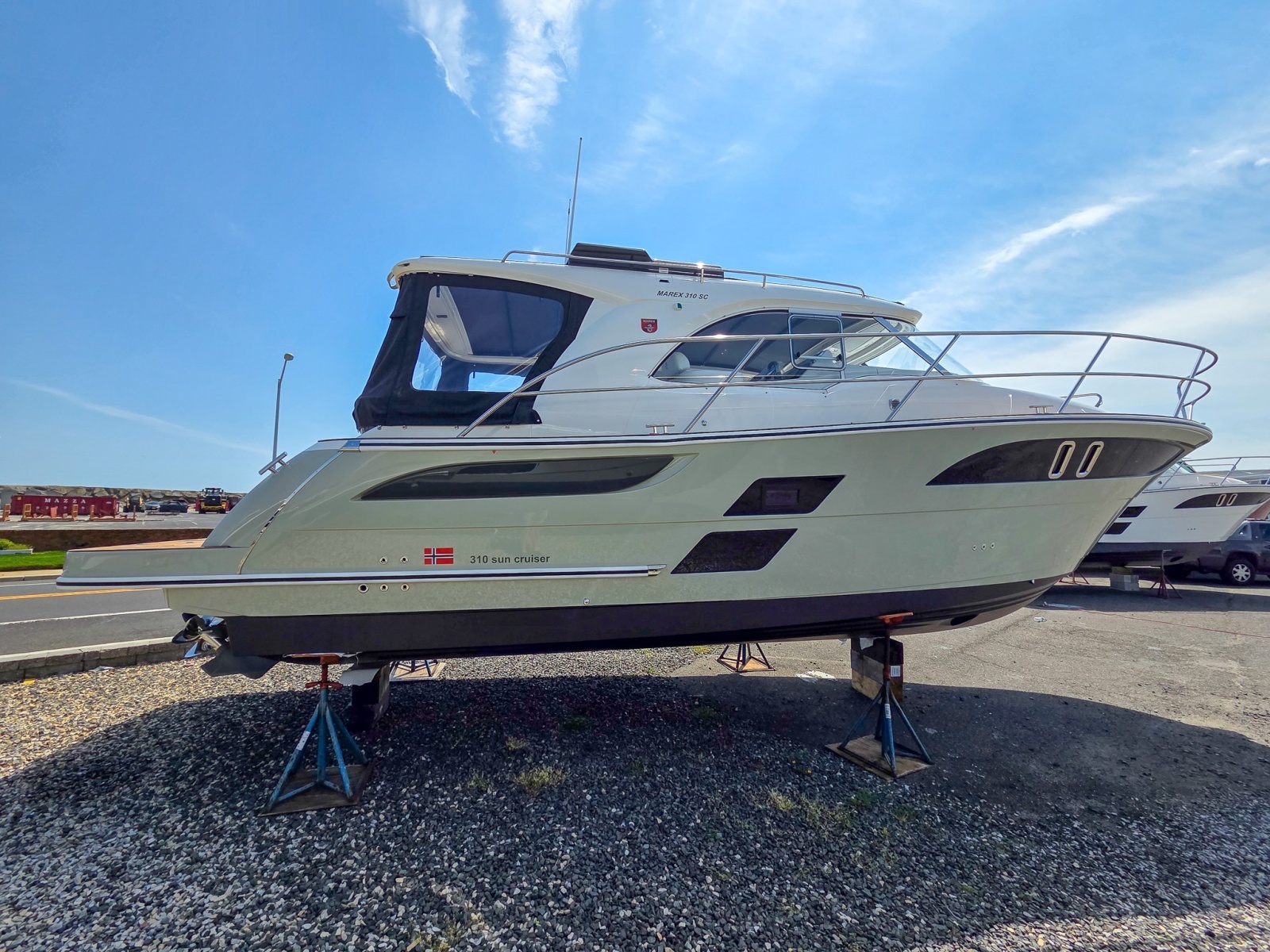 31ft Marex Yacht For Sale