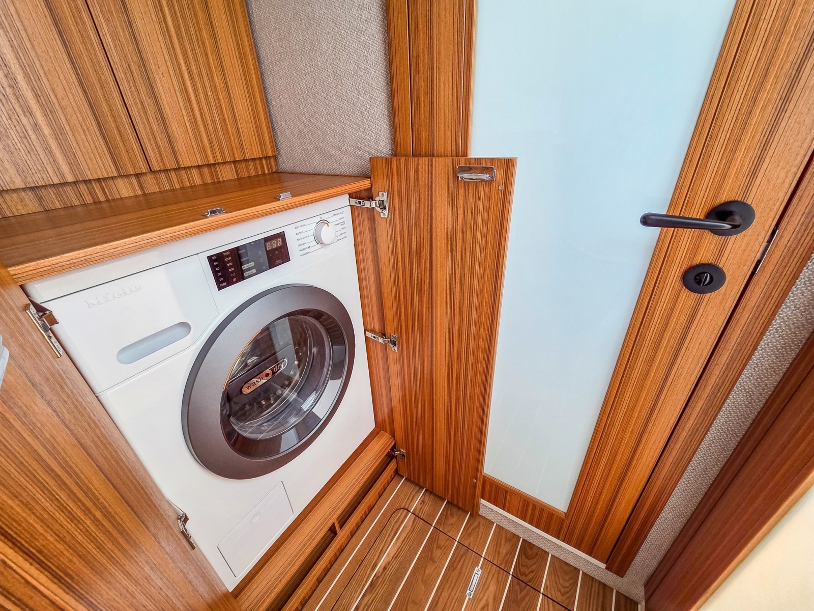 44ft Marex Yacht For Sale