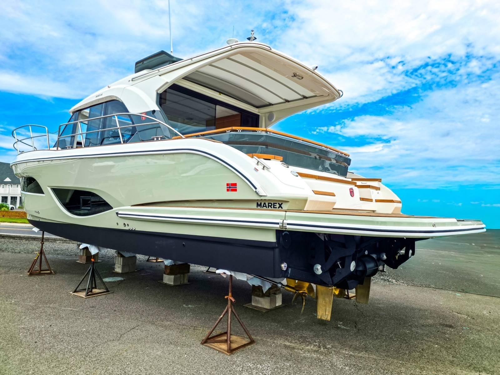 44ft Marex Yacht For Sale