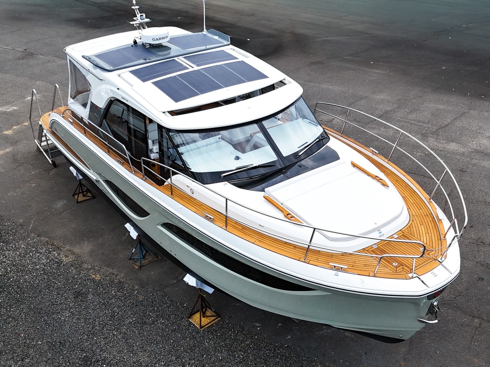 44ft Marex Yacht For Sale