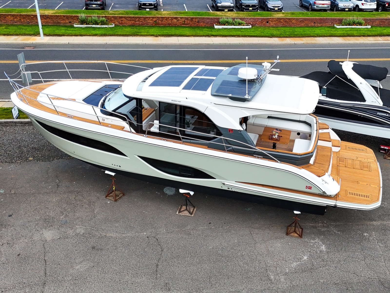 44ft Marex Yacht For Sale