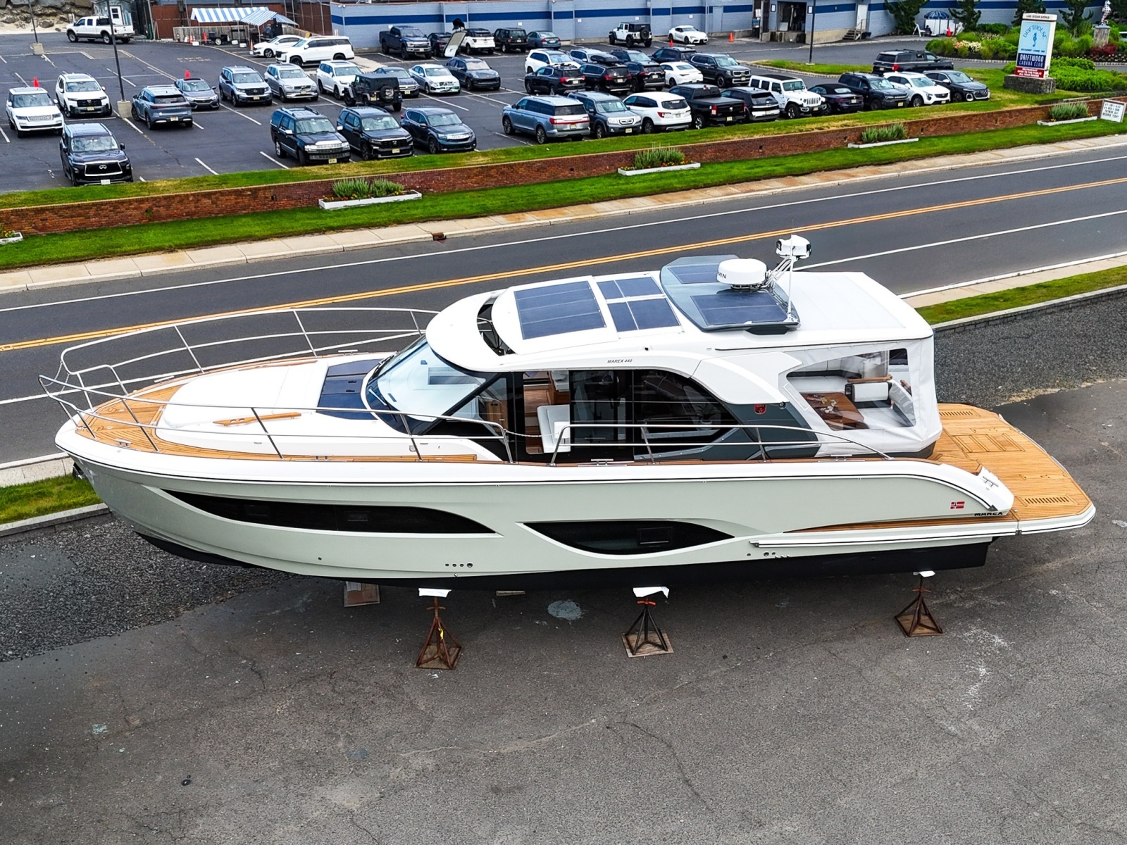 44ft Marex Yacht For Sale