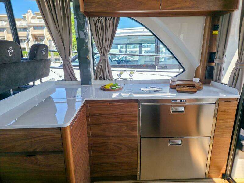 44ft Marex Yacht For Sale