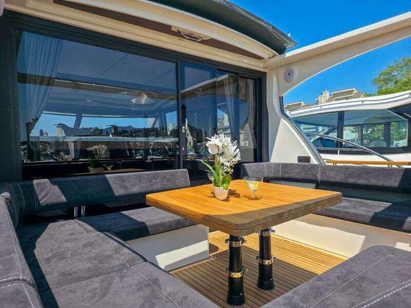 44ft Marex Yacht For Sale