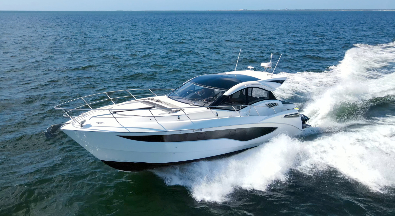 50' 2018 Galeon 485 HTS