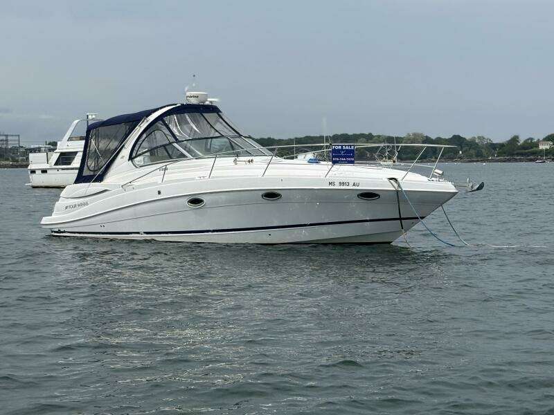 Seas the Day 35ft Four Winns Yacht For Sale