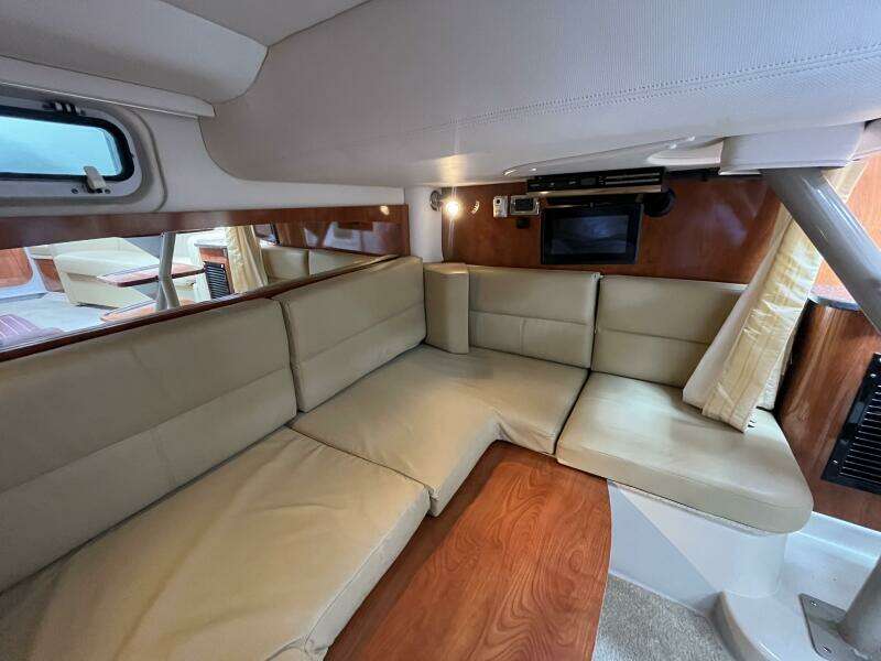 Seas the Day 35ft Four Winns Yacht For Sale