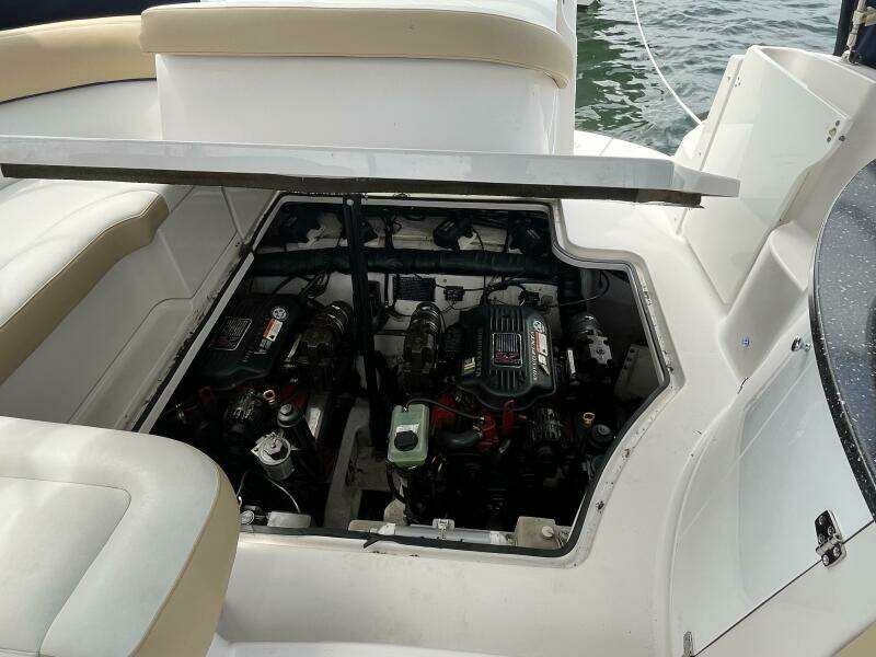 Seas the Day 35ft Four Winns Yacht For Sale