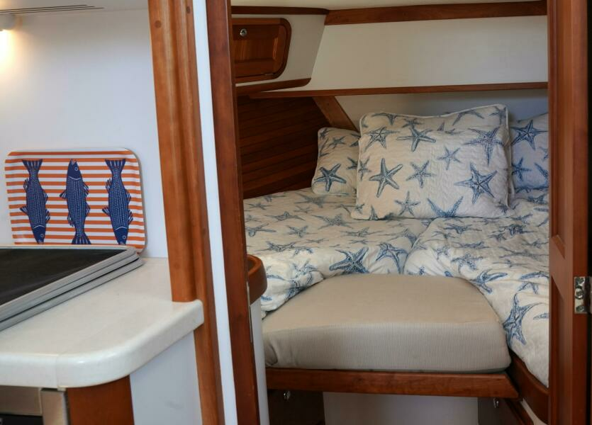 V-berth with Inset