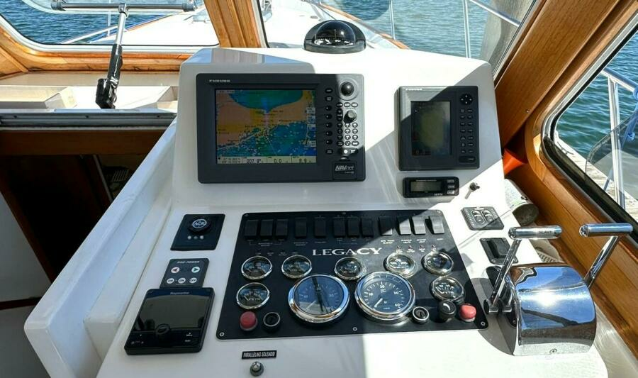 Dash Close up