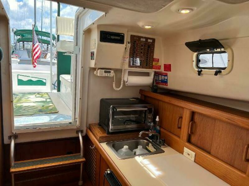 30ft Mainship Yacht For Sale
