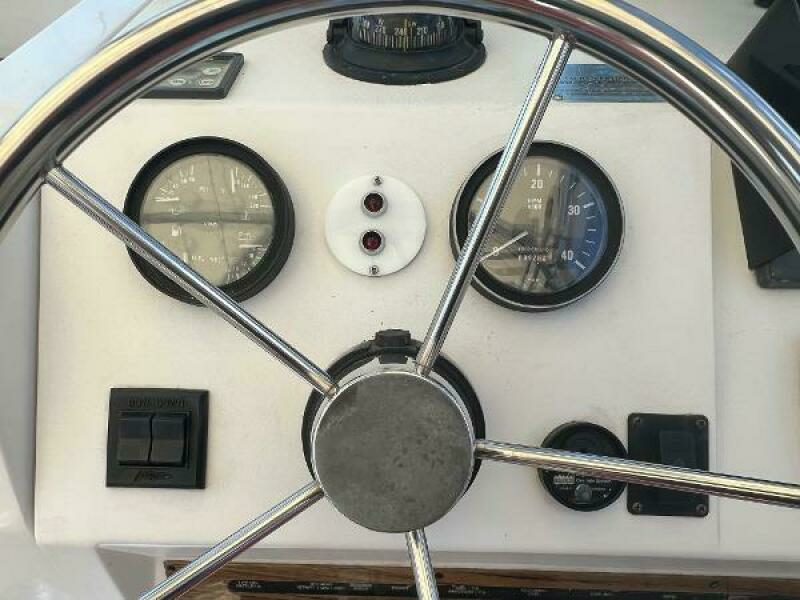 30ft Mainship Yacht For Sale
