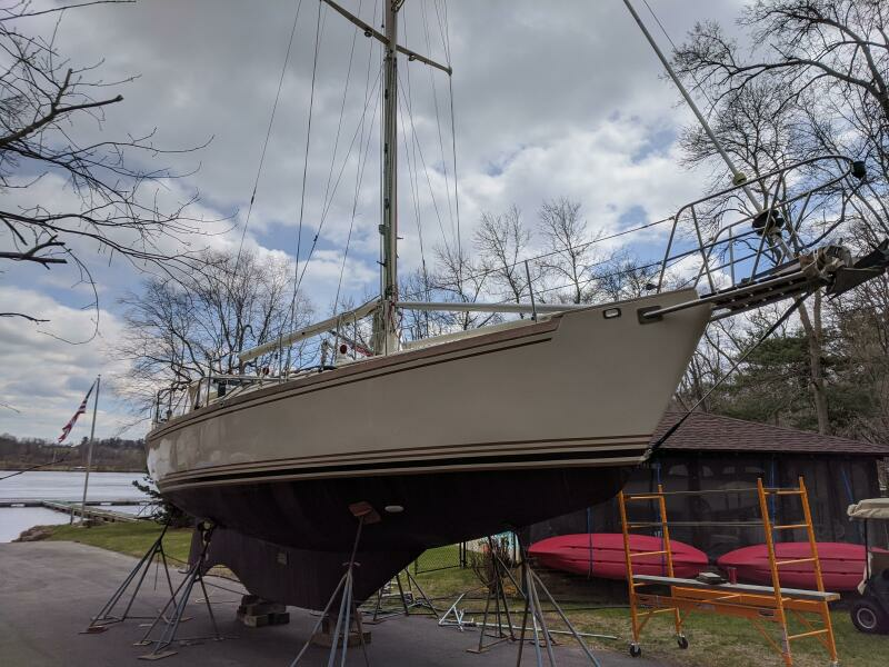 KaSondera 38ft Brewer Yacht For Sale