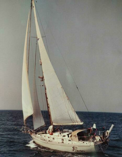 KaSondera 38ft Brewer Yacht For Sale