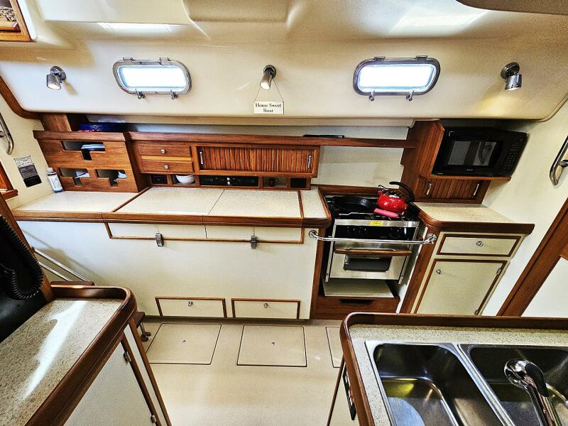 2009 Island Packet SP Cruiser