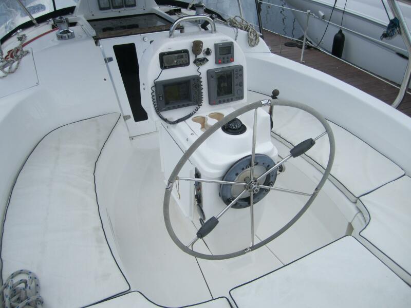 2001 Hunter 340