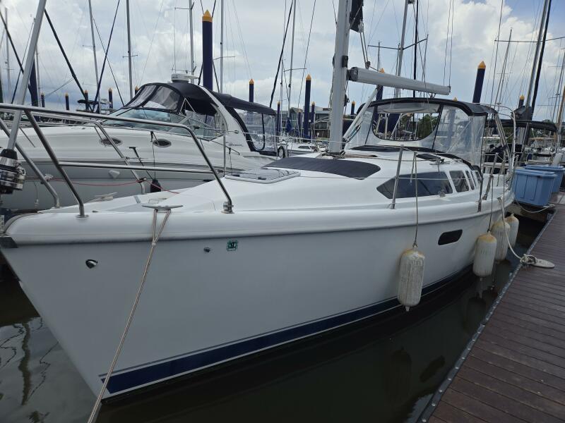 2001 Hunter 340