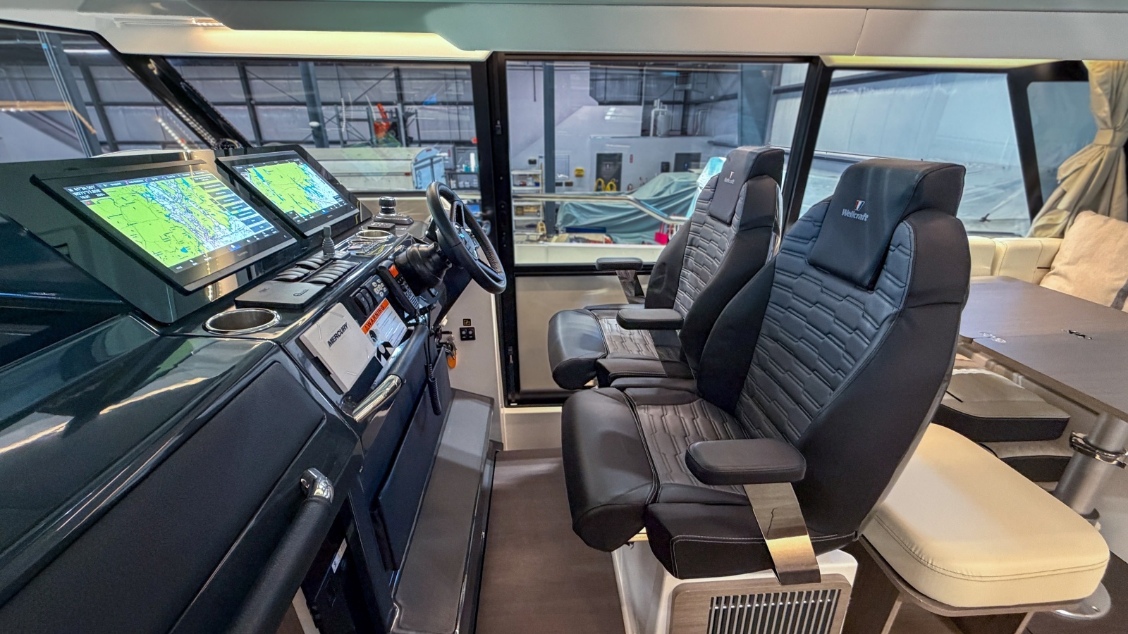 2025 Wellcraft 38 Explorer