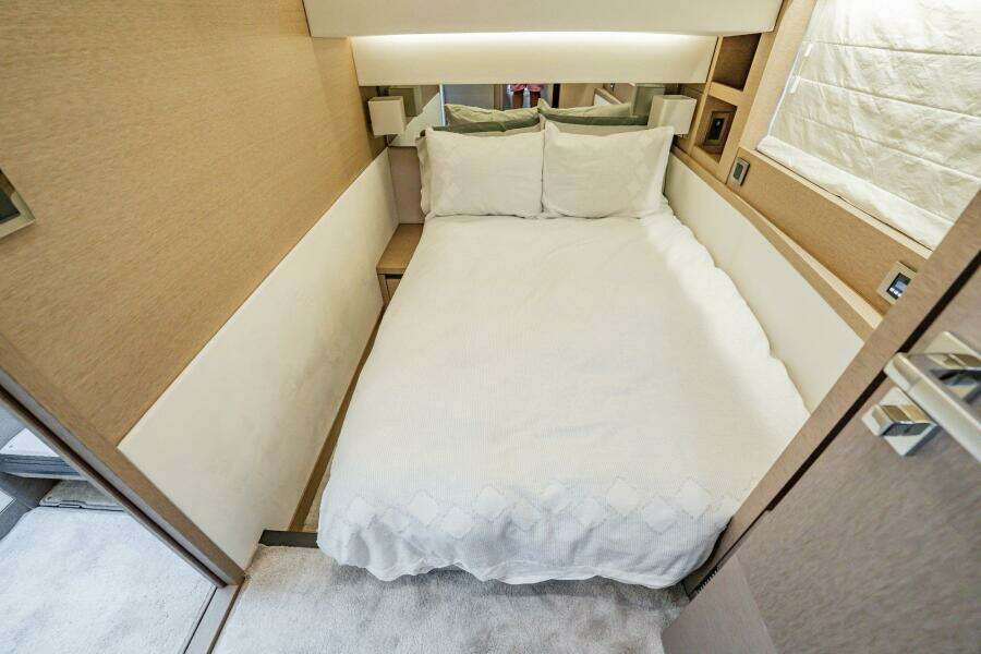 No Rush 63ft Prestige Yacht For Sale