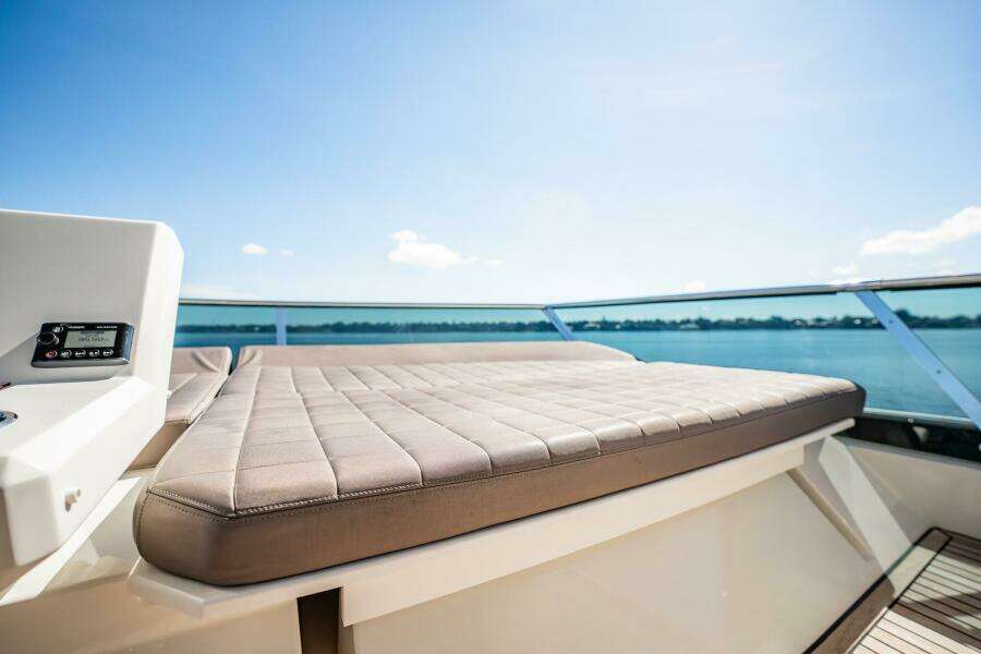 No Rush 63ft Prestige Yacht For Sale