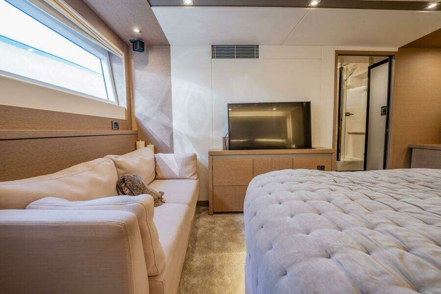 No Rush 63ft Prestige Yacht For Sale