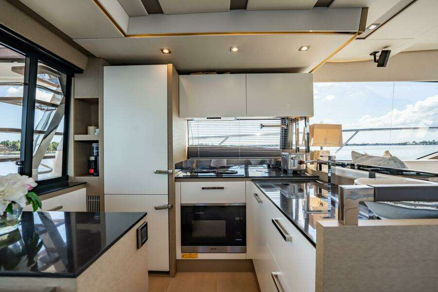 No Rush 63ft Prestige Yacht For Sale