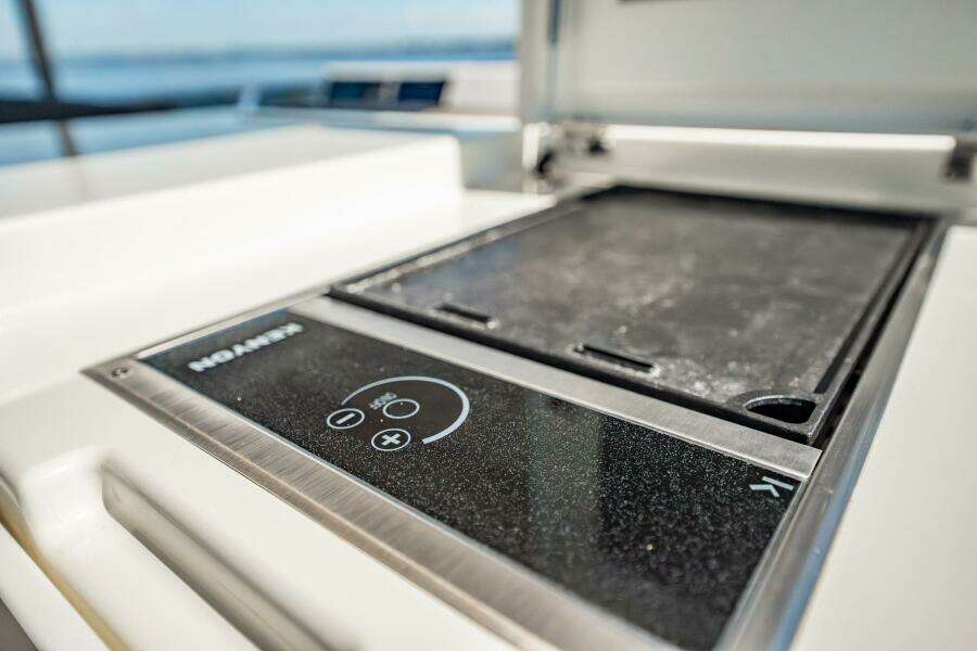 No Rush 63ft Prestige Yacht For Sale