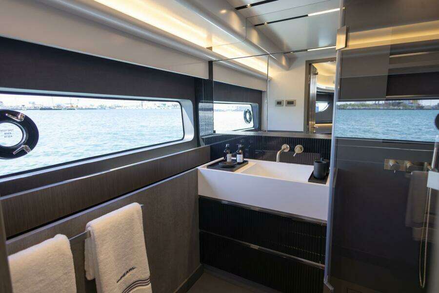 72ft Pearl Yacht For Sale