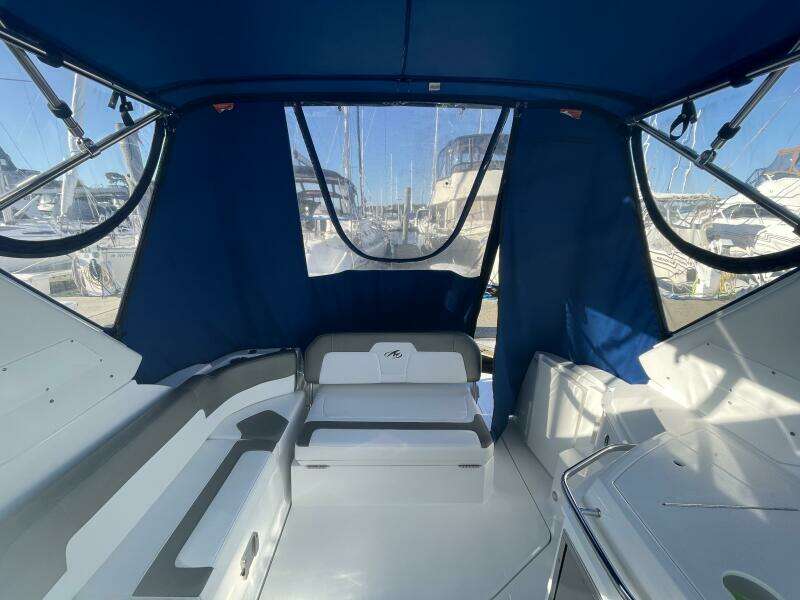 29ft Monterey Yacht For Sale
