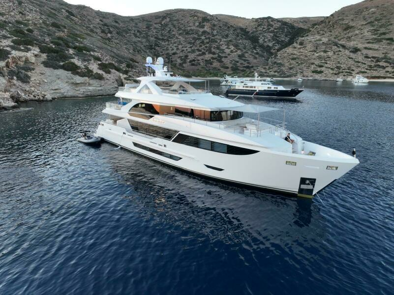 118ft Hargrave Yacht For Sale