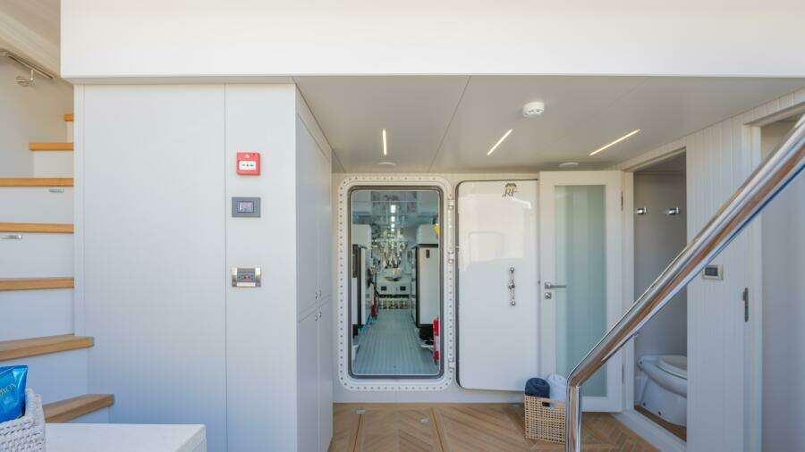 118ft Hargrave Yacht For Sale