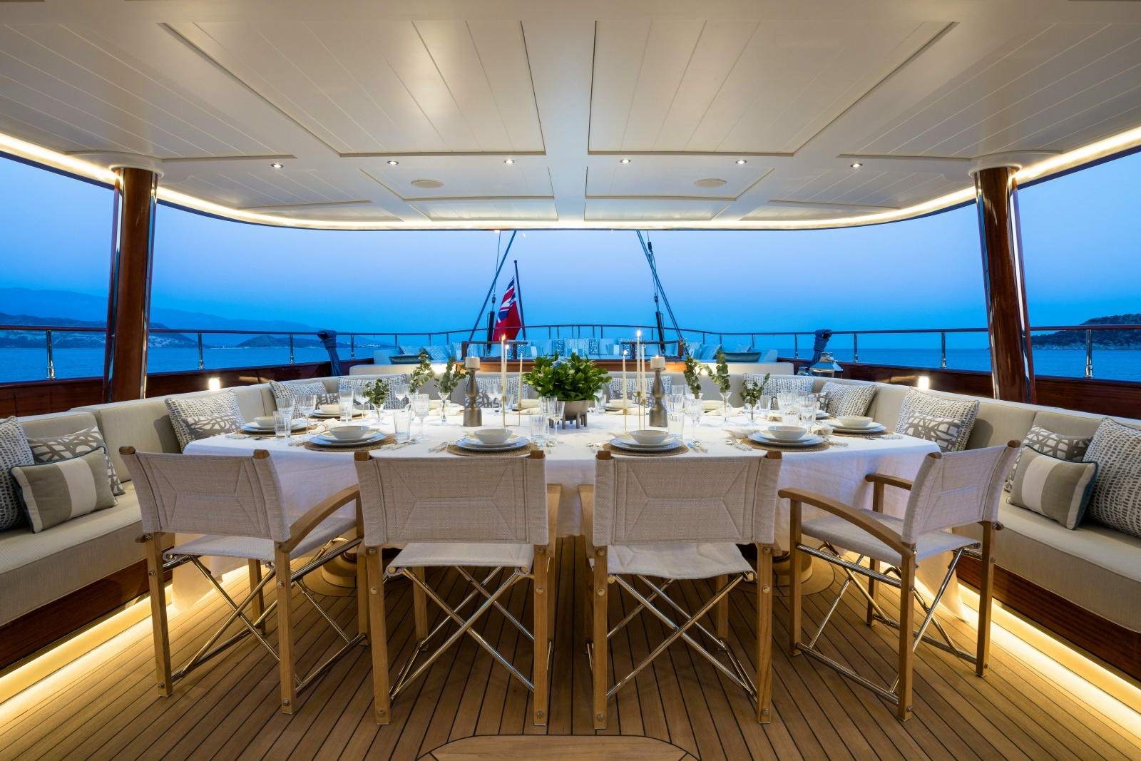 2026 Ares Yachts photo 23