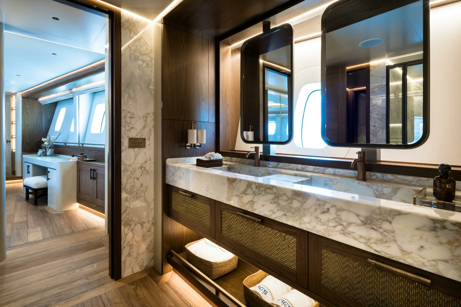 2026 Ares Yachts photo 46
