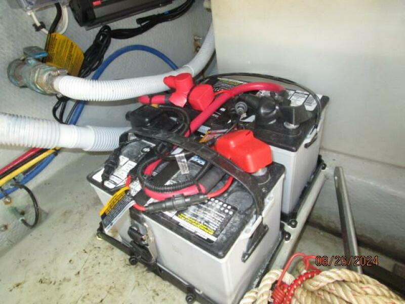 40' Mainship generator start battery