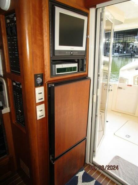 40' Mainship galley refrigeration