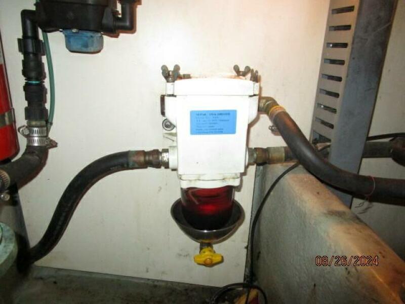 40' Mainship Separ fuel filter