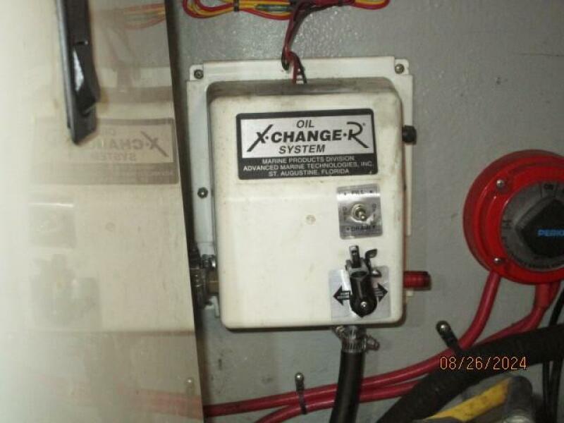 40' Mainship oil change system