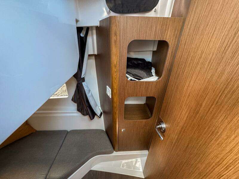 29ft Beneteau Yacht For Sale