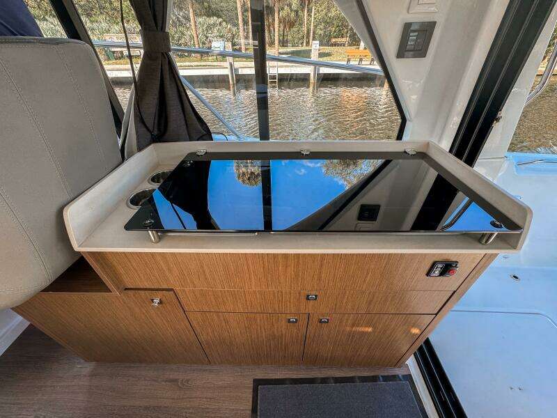 29ft Beneteau Yacht For Sale