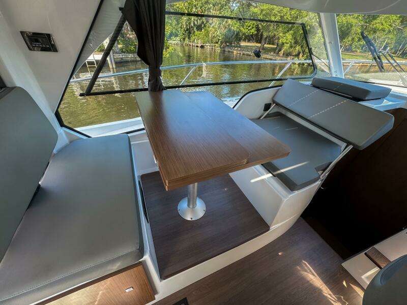 29ft Beneteau Yacht For Sale