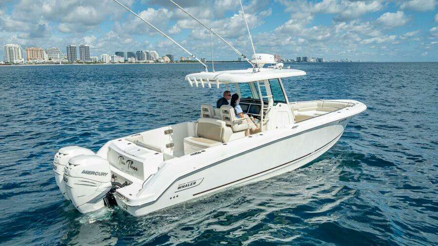 330 Boston Whaler 33ft Boston Whaler Yacht For Sale