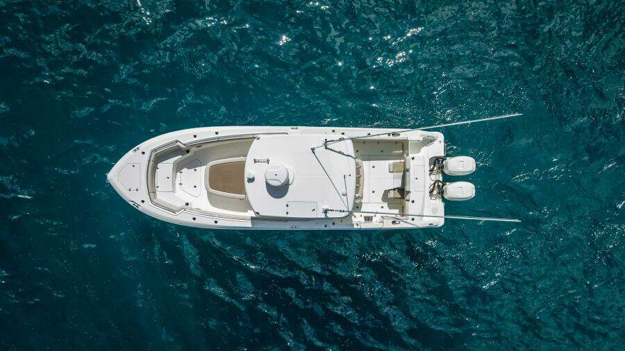 330 Boston Whaler 33ft Boston Whaler Yacht For Sale