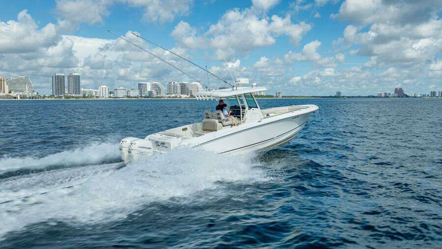 330 Boston Whaler 33ft Boston Whaler Yacht For Sale